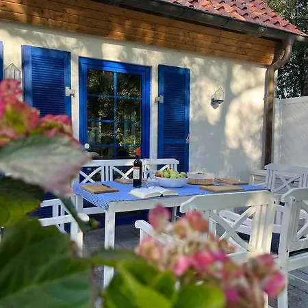 Haus Garlepow Holiday home *
